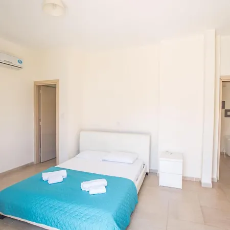 Villa Delfini Protarász