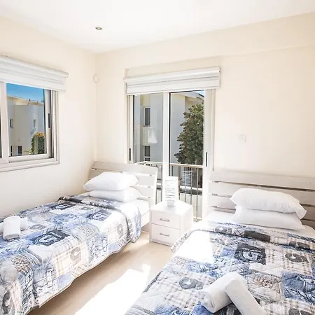 Delfini Протарас