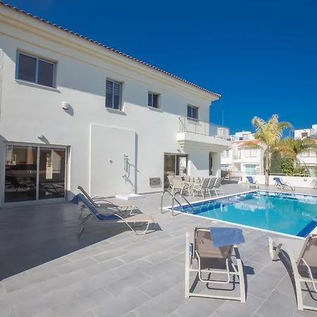 Delfini Villa Protaras