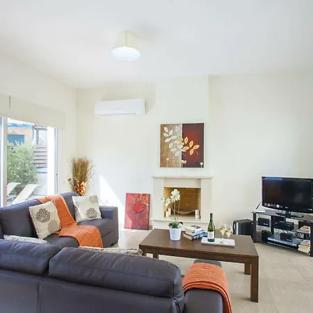 Delfini Villa Protaras