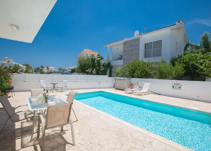 Delfini 普罗塔拉斯