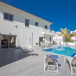 Delfini Villa Protaras