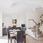 Delfini Villa *